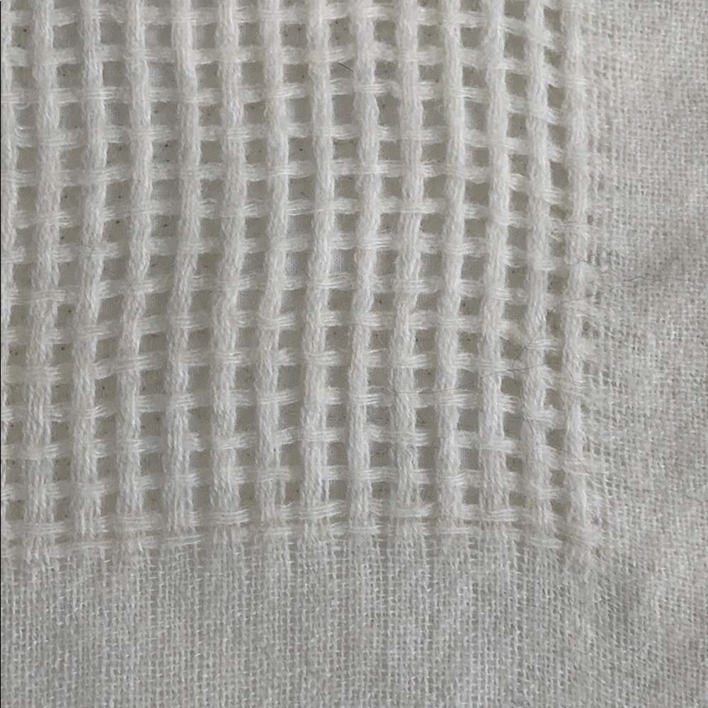 Wool scarf/wrap - Picture 3 of 5